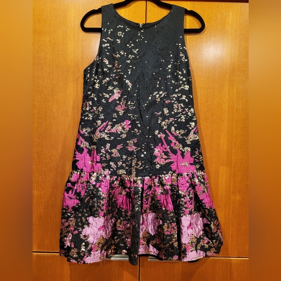 Marchesa Norte Metallic Shift Dress - Picture 4 of 7